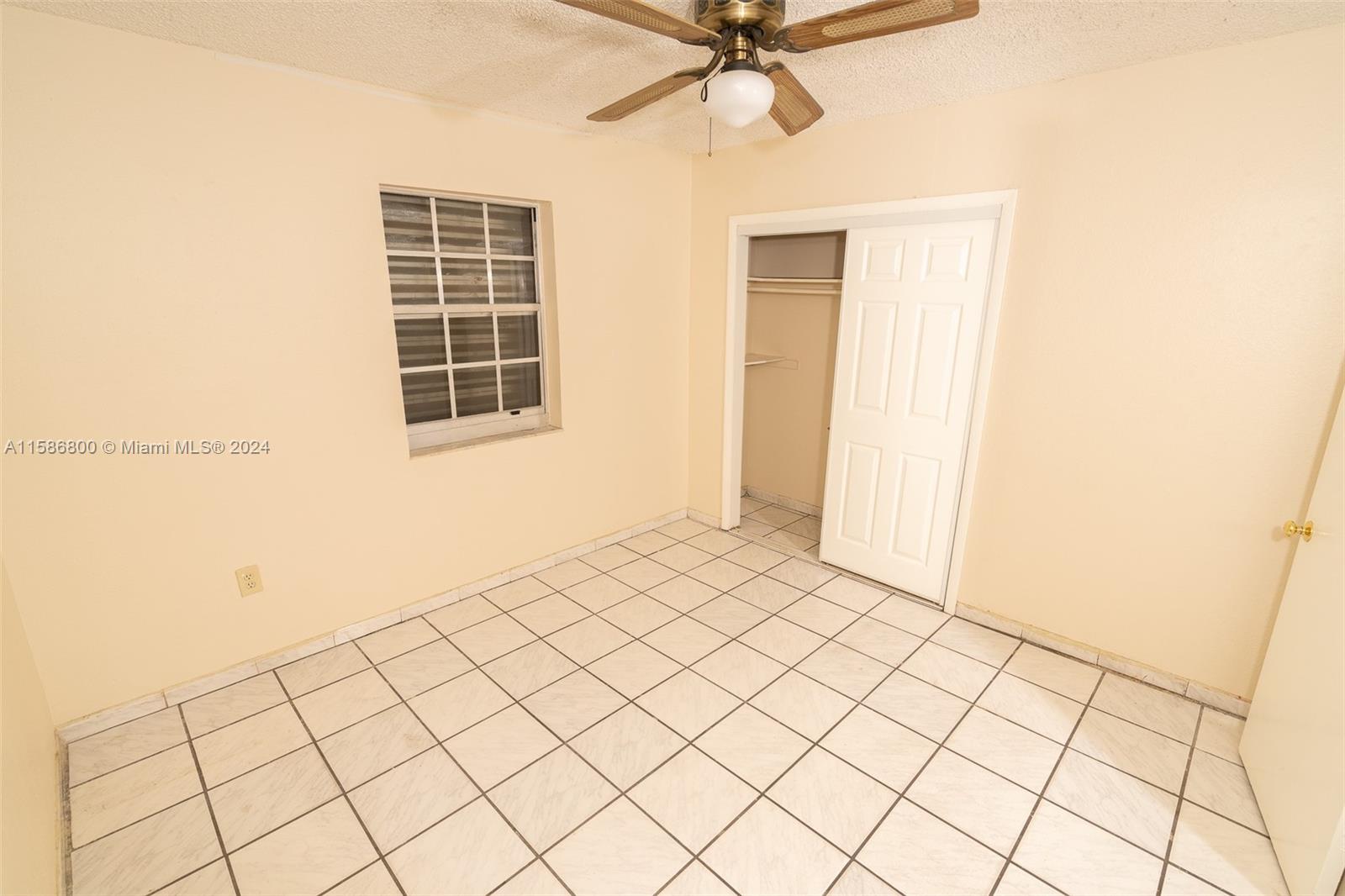 HIALEAH 16TH ADDN - Residential