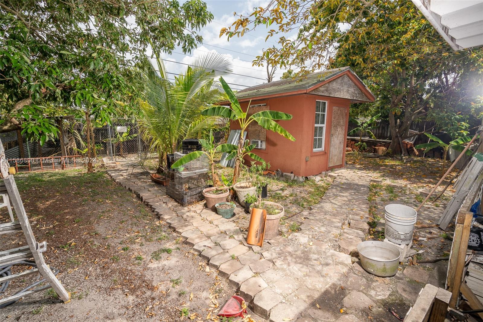 HIALEAH 16TH ADDN - Residential