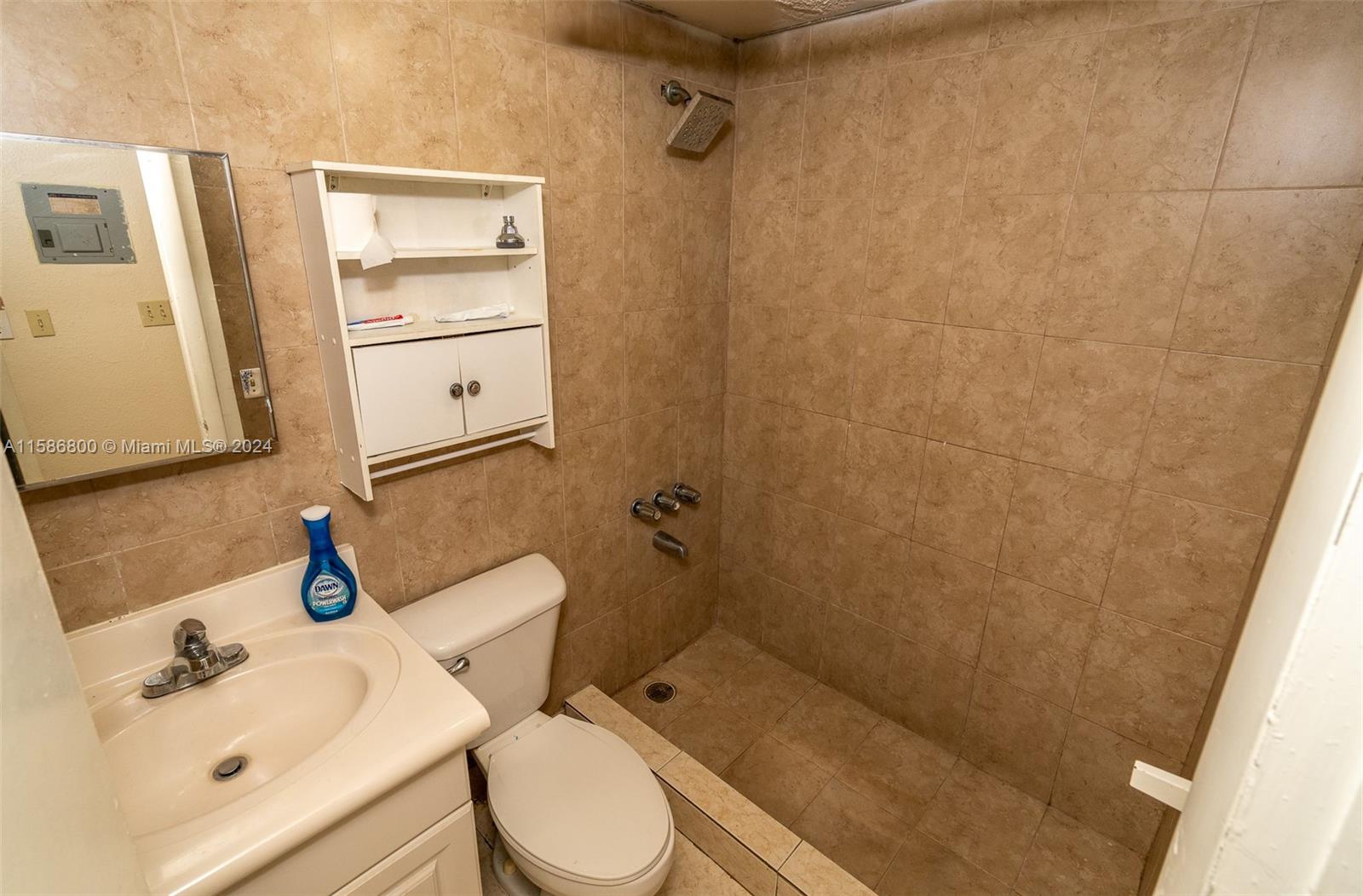 HIALEAH 16TH ADDN - Residential