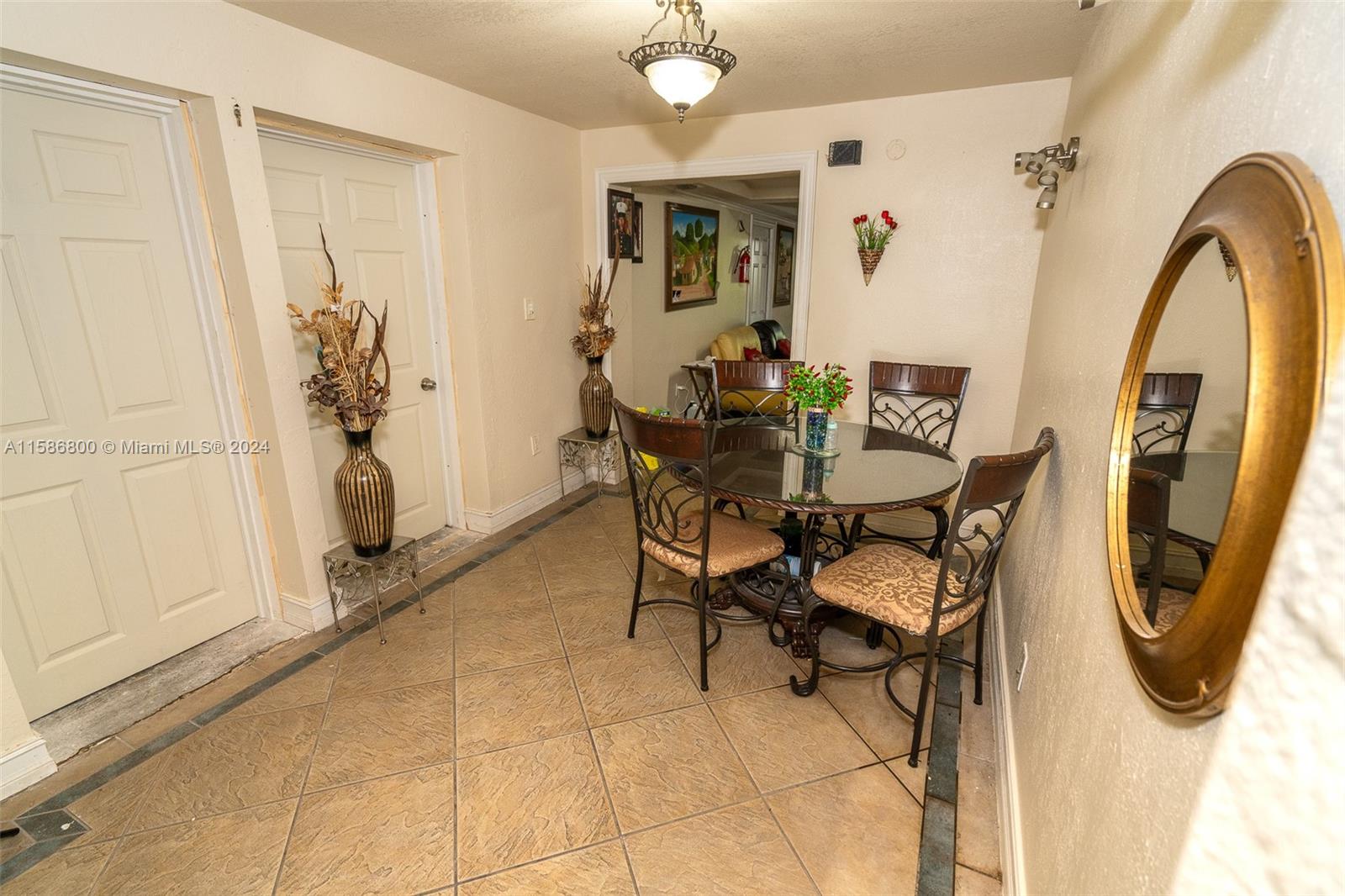 HIALEAH 16TH ADDN - Residential