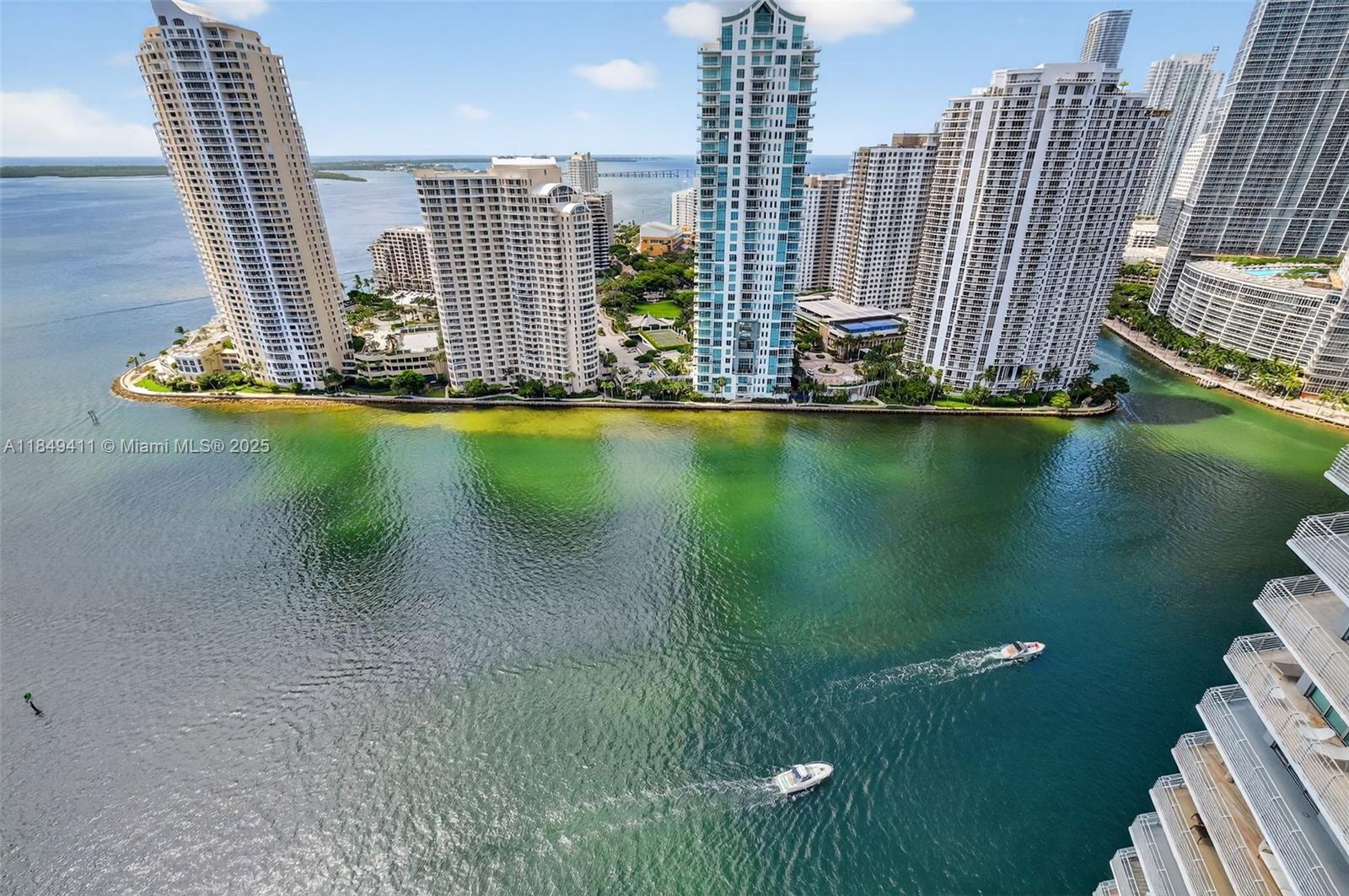 335 S Biscayne Blvd 3501