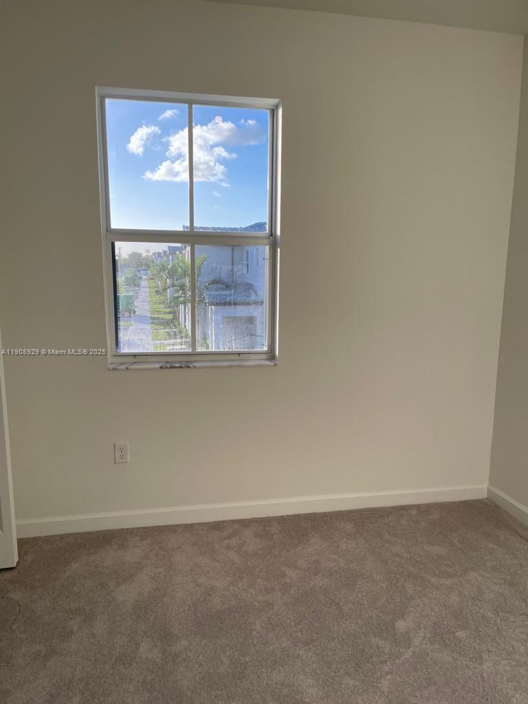 CEDER POINT - Residential