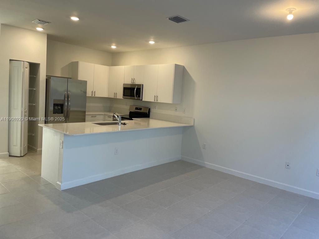 CEDER POINT - Residential