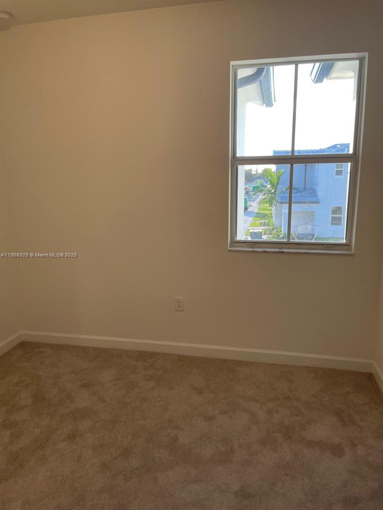 CEDER POINT - Residential