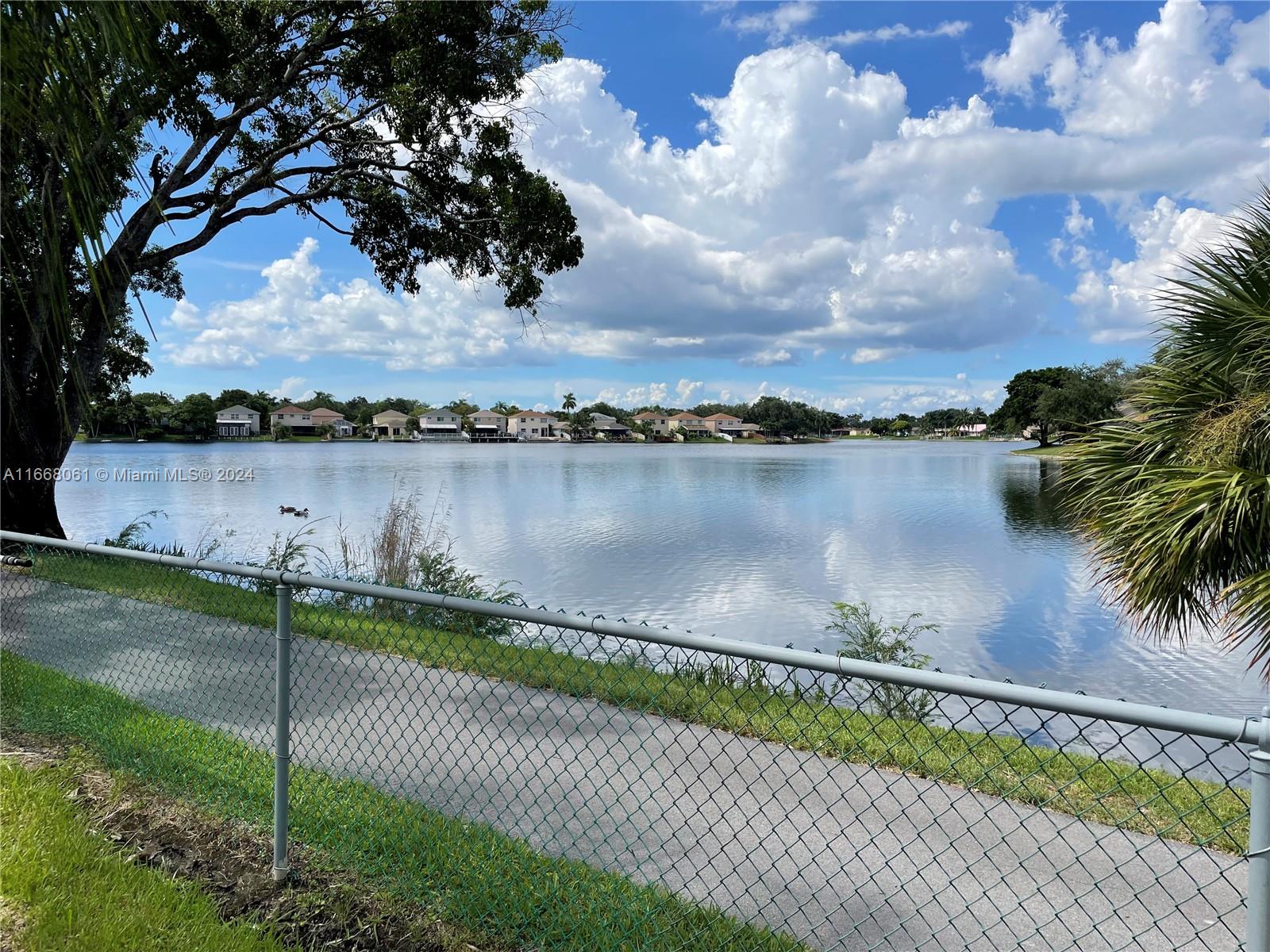 COLONY POINT 2 CONDO - Residential