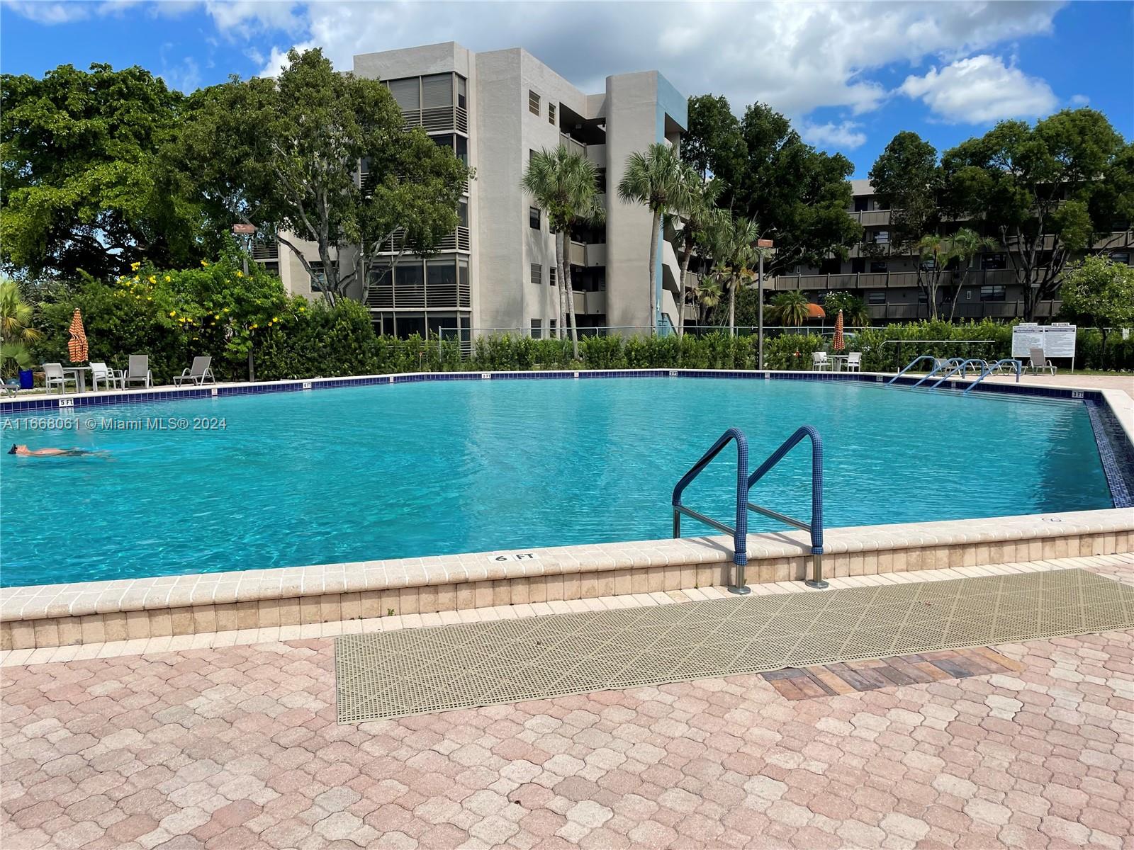 COLONY POINT 2 CONDO - Residential