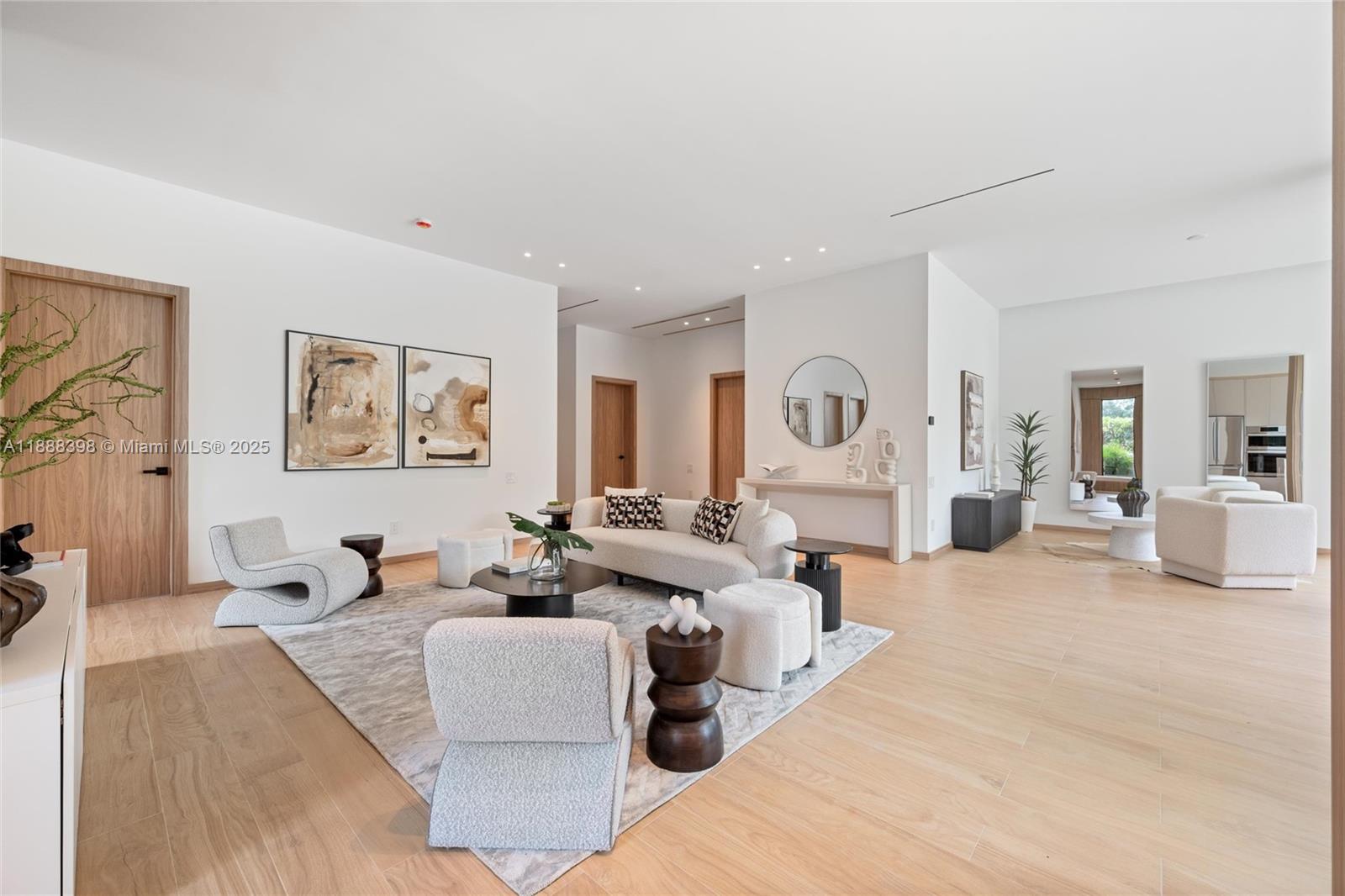 BRENTWOOD - Residential