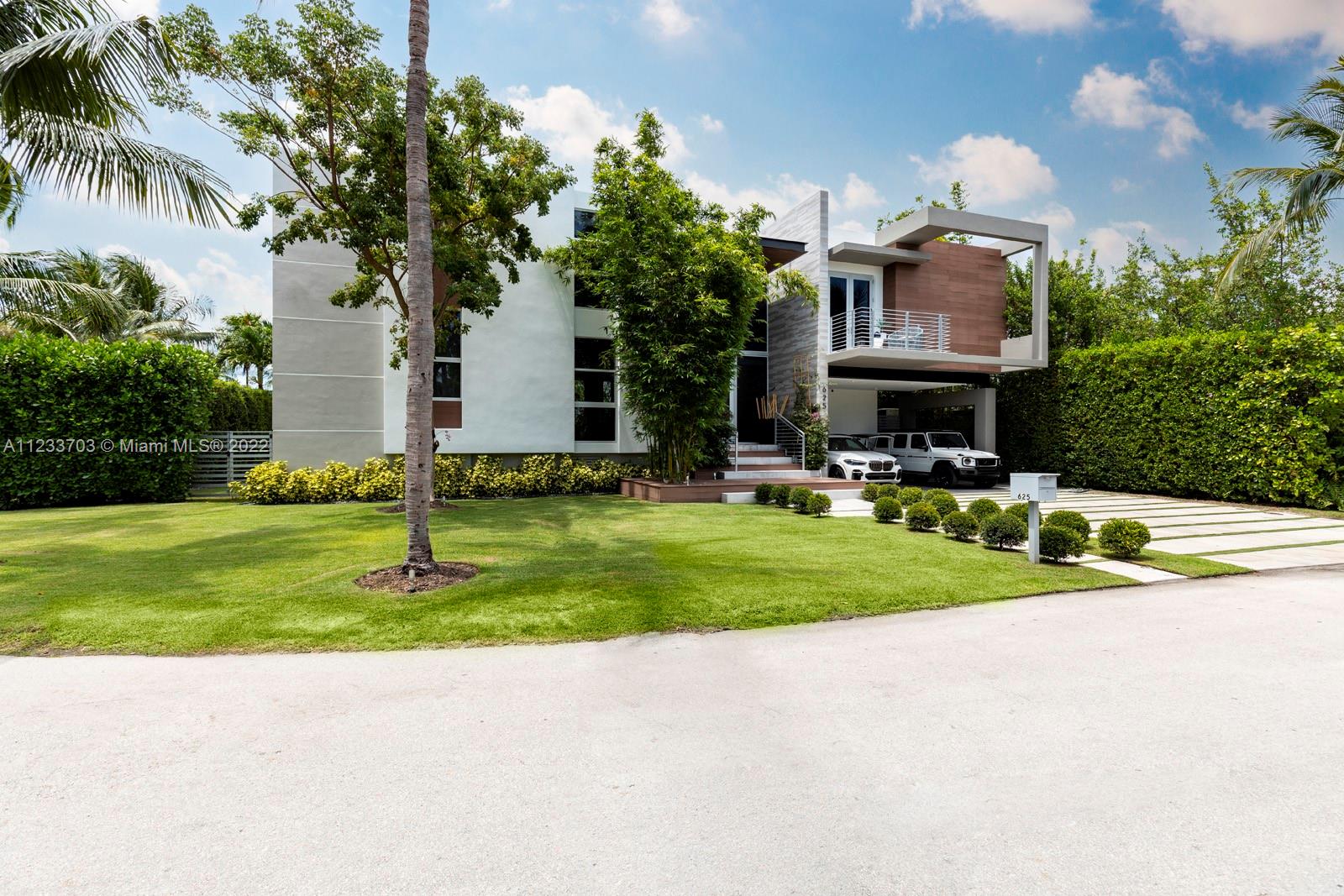 BISCAYNE KEY ESTATES - Residential