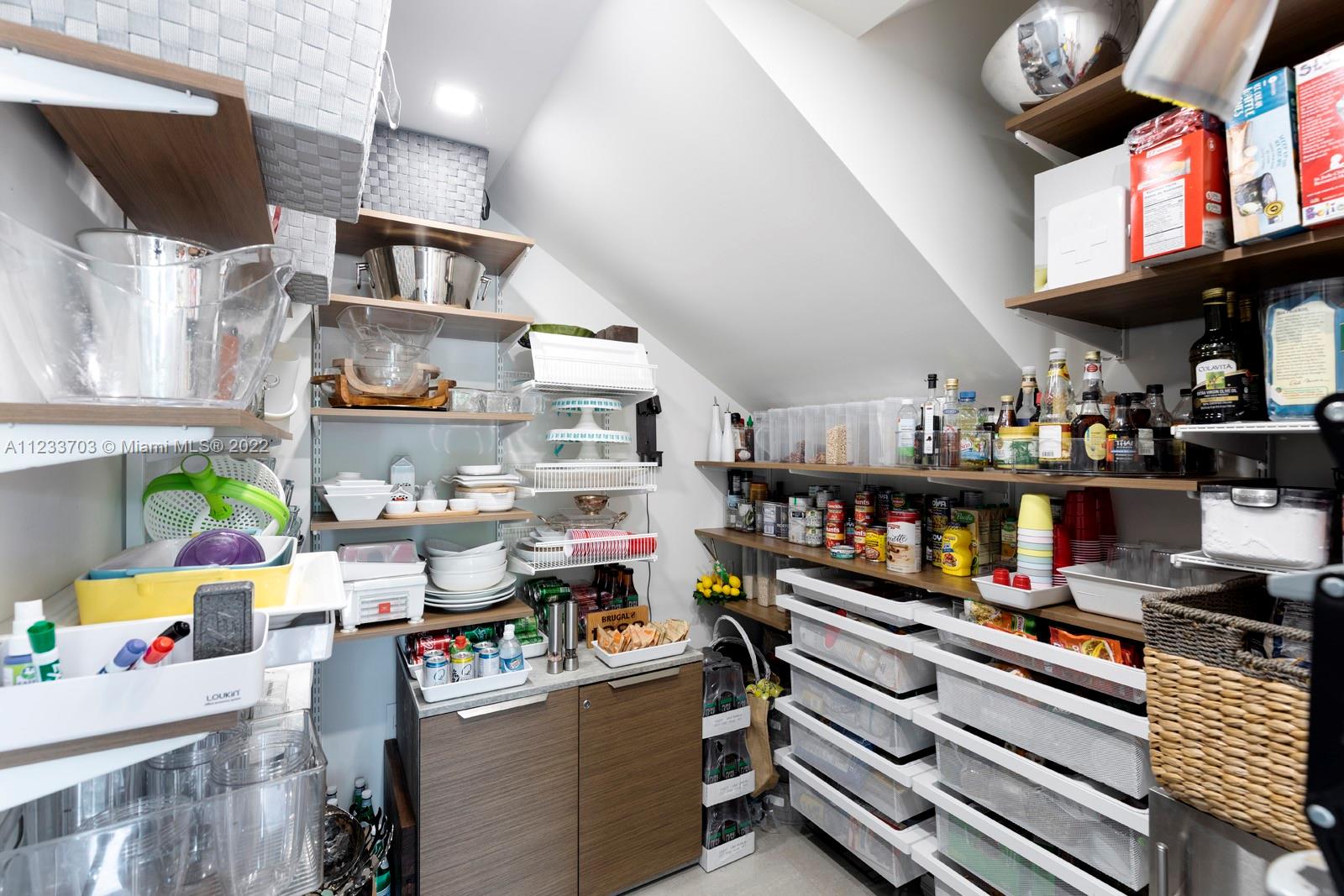 BISCAYNE KEY ESTATES - Residential