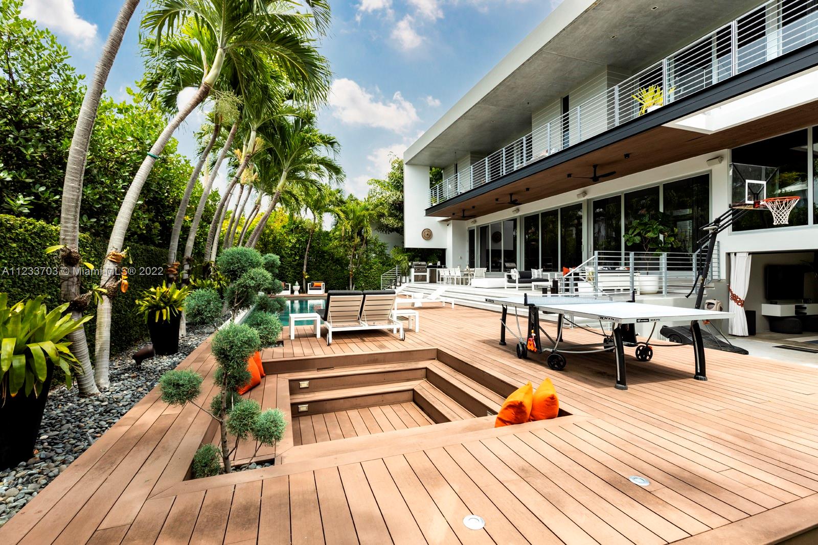 BISCAYNE KEY ESTATES - Residential