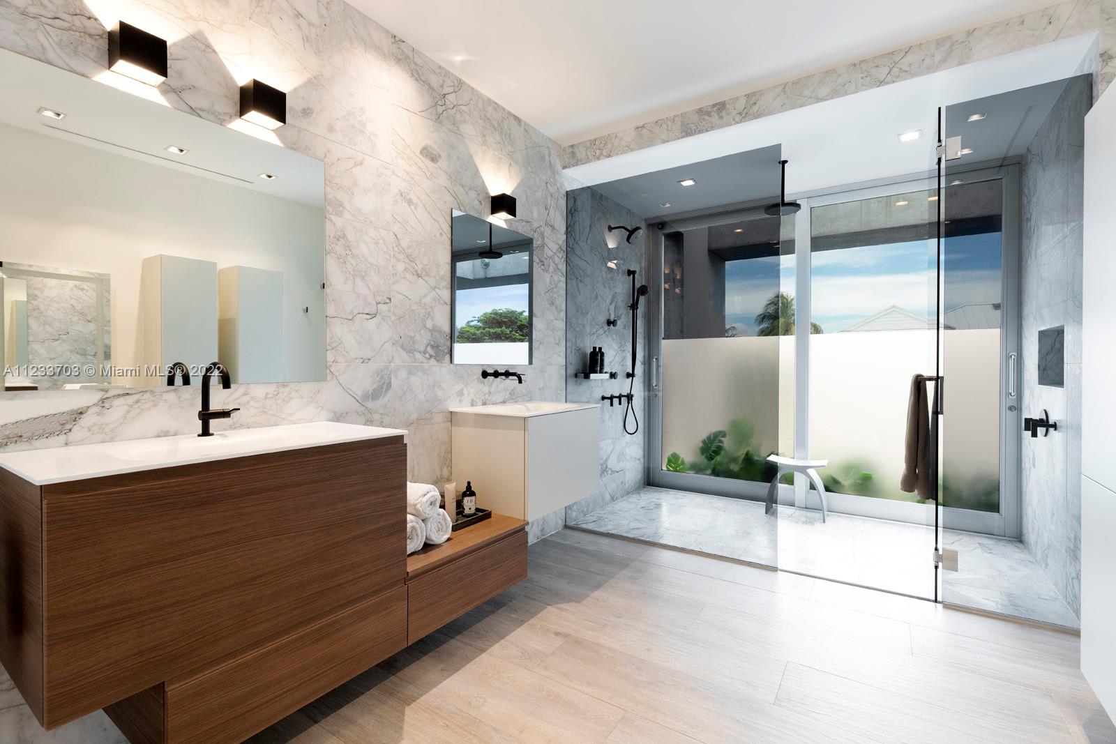 BISCAYNE KEY ESTATES - Residential