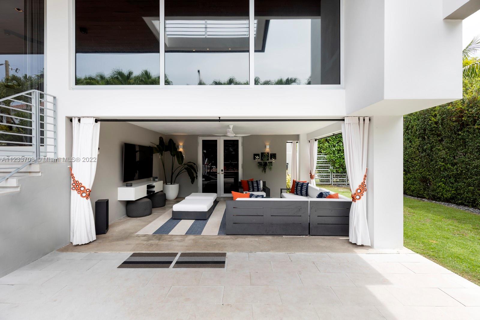 BISCAYNE KEY ESTATES - Residential