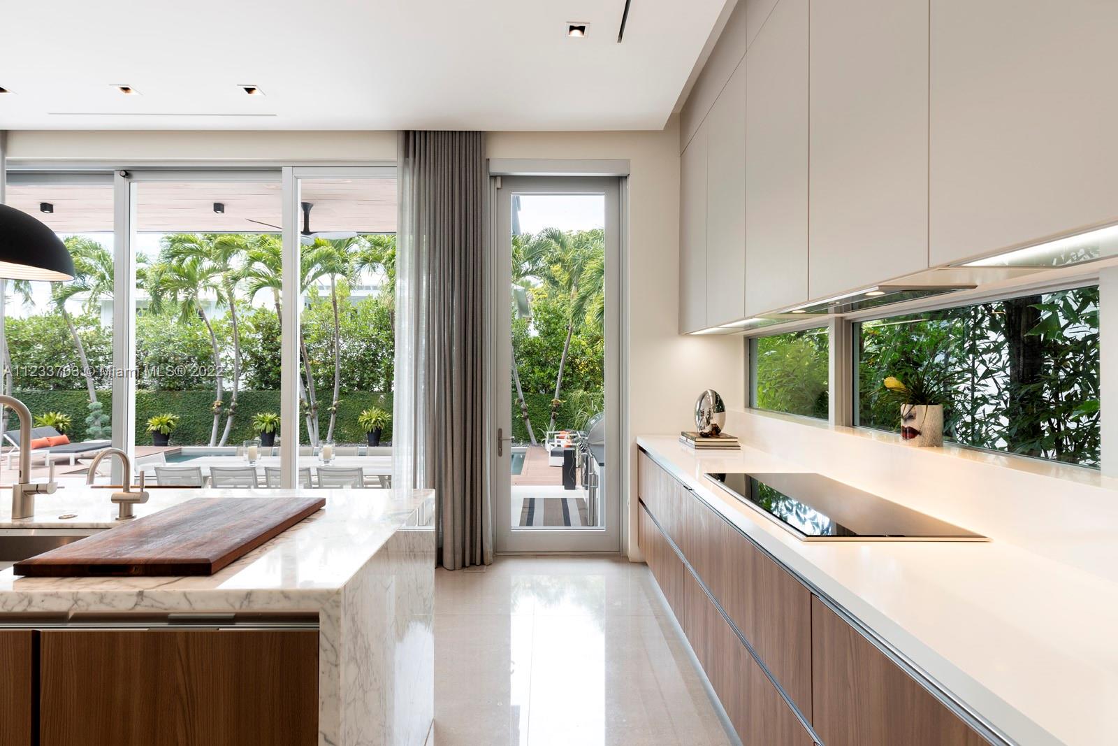 BISCAYNE KEY ESTATES - Residential