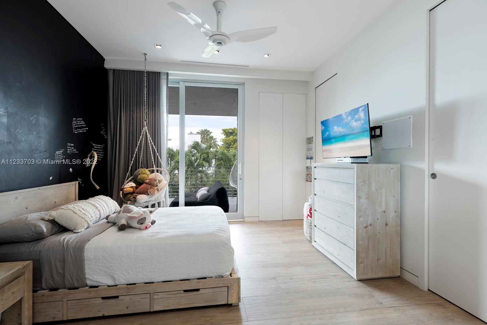 BISCAYNE KEY ESTATES - Residential