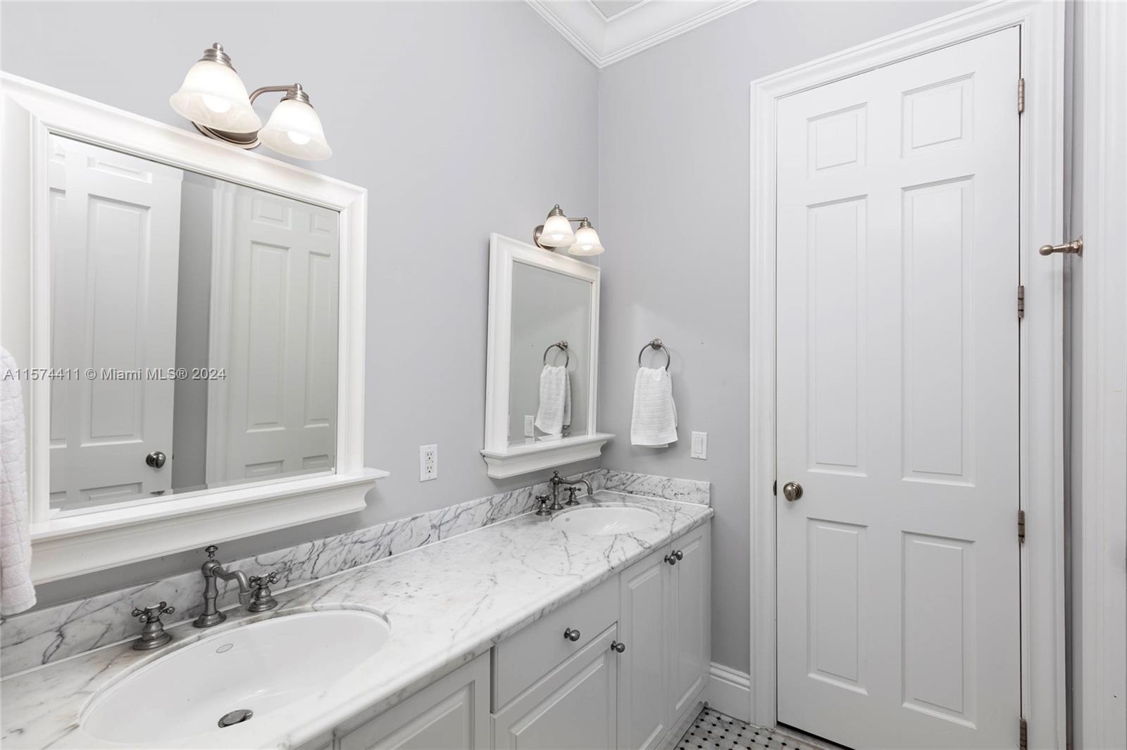 OAKRIDGE ESTATES SEC 3 - Residential