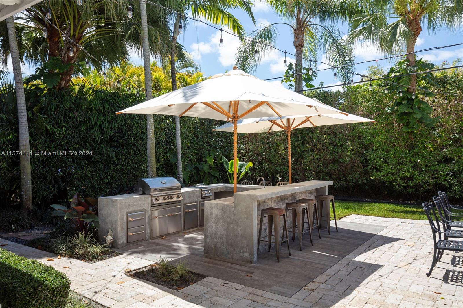 OAKRIDGE ESTATES SEC 3 - Residential