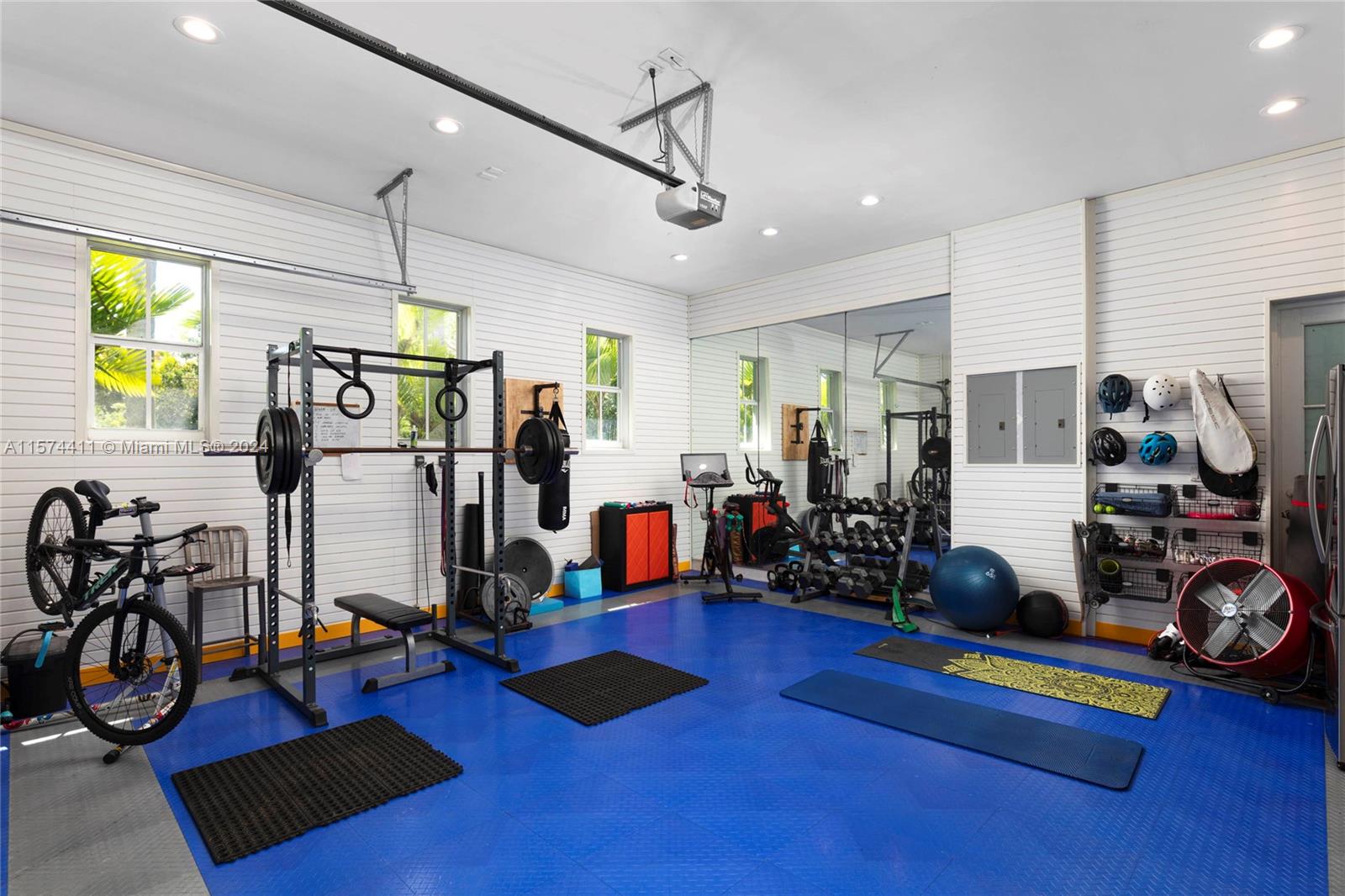 OAKRIDGE ESTATES SEC 3 - Residential