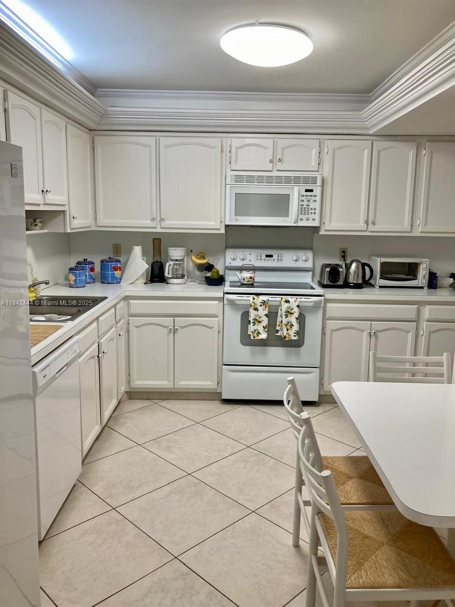 SEA RANCH CLUB A CONDO - Residential Lease