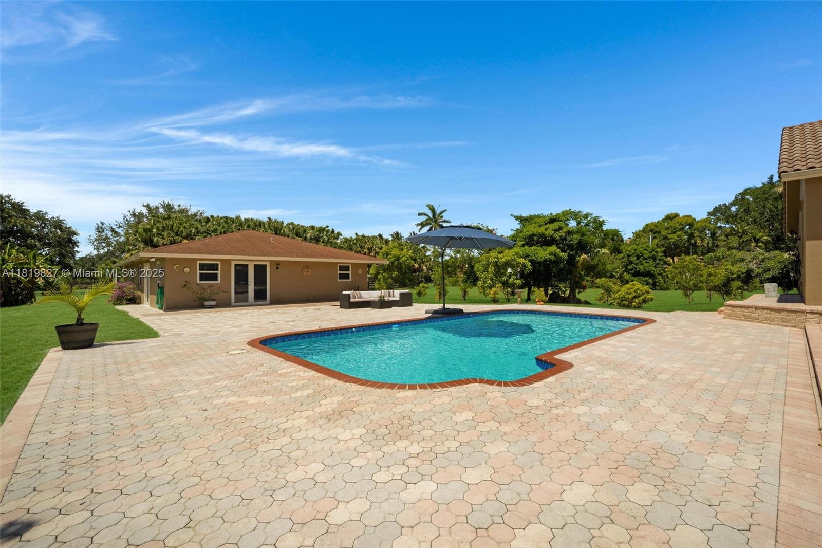 EVERGLADES SUGAR & LAND C - Residential