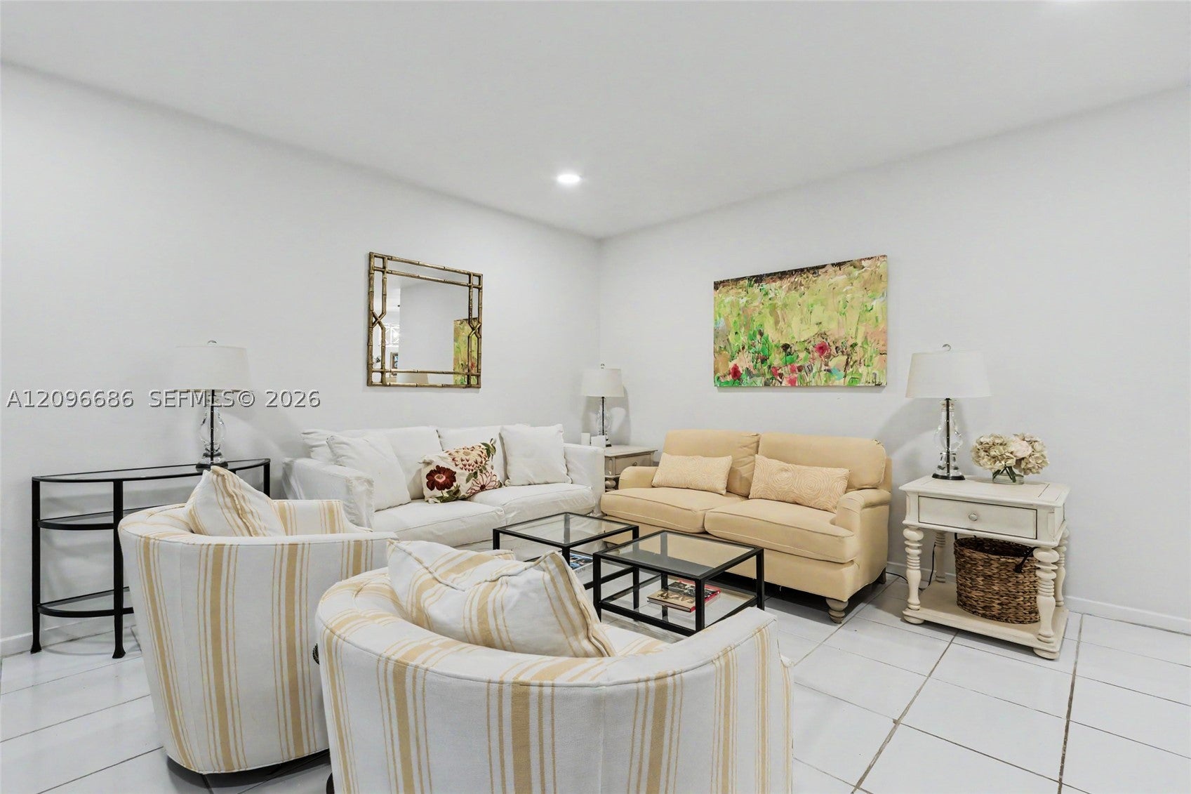 90 Park Dr 2