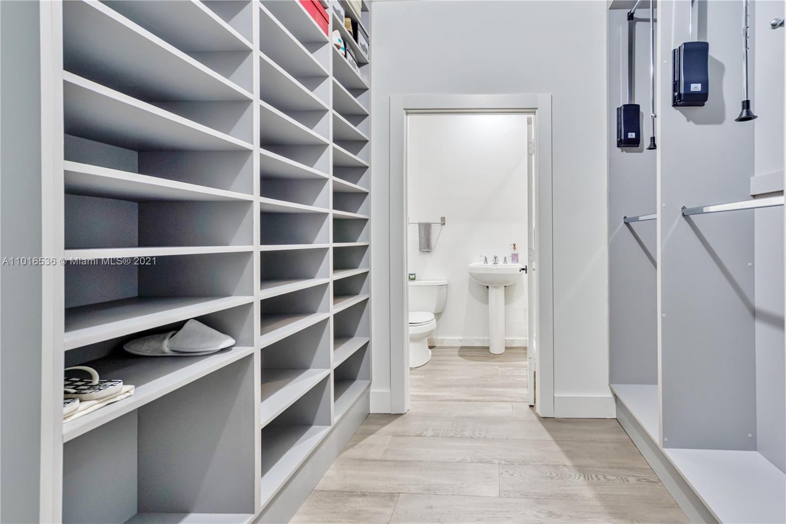 ASIA CONDO - Residential