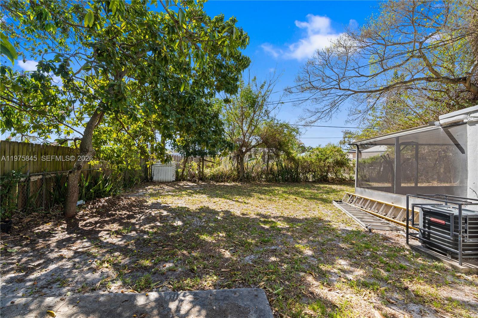 LAKE FOREST SEC ONE - Residential