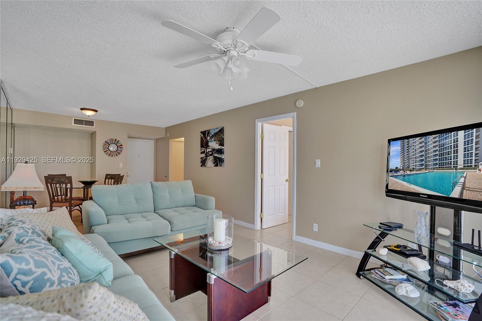 SILVER THATCH ATLANTIC PL - Residential