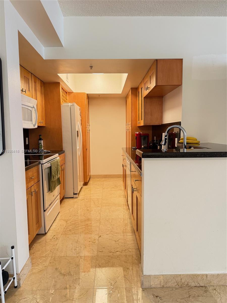 BLUE LAGOON CONDO - Residential