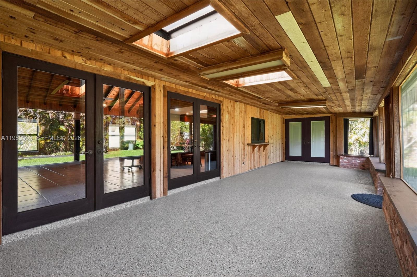 PAPAYA VILLAGE - Residential