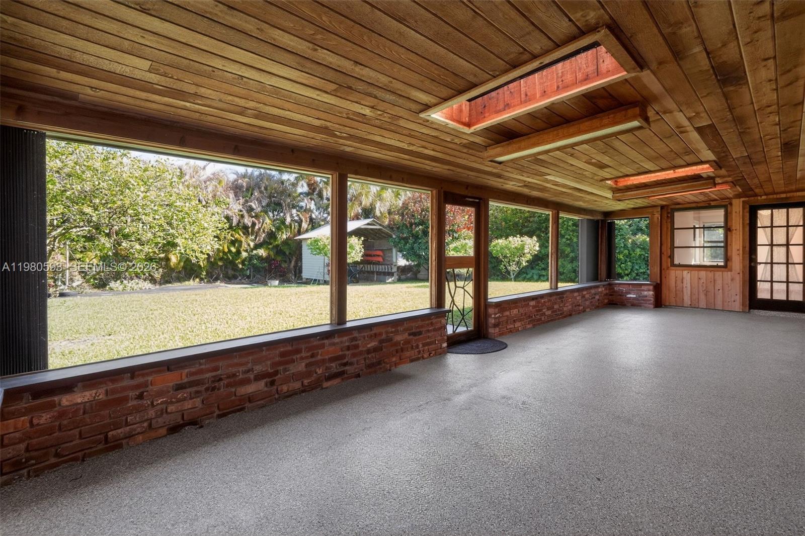 PAPAYA VILLAGE - Residential