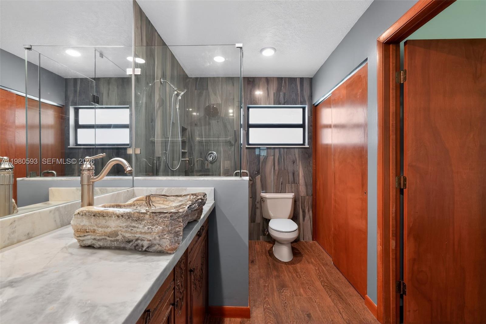 PAPAYA VILLAGE - Residential