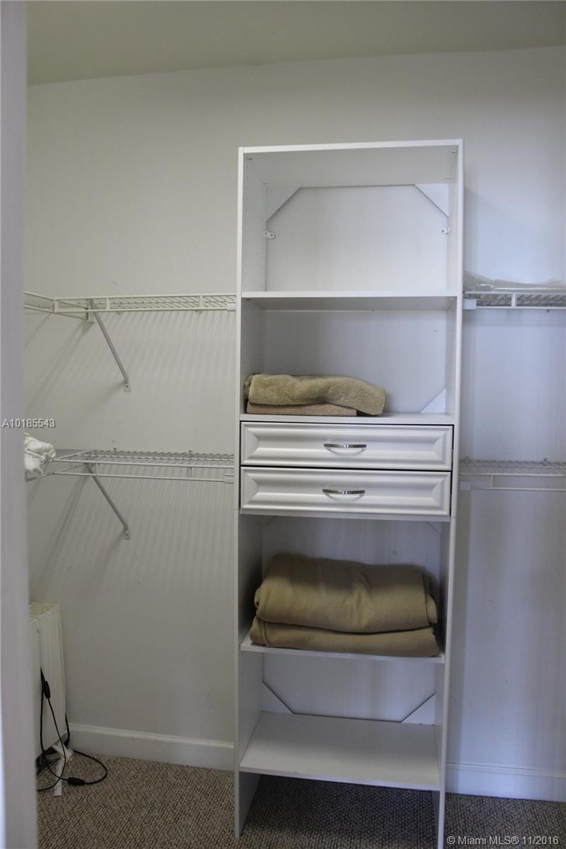 5600 Condominium - Residential Lease