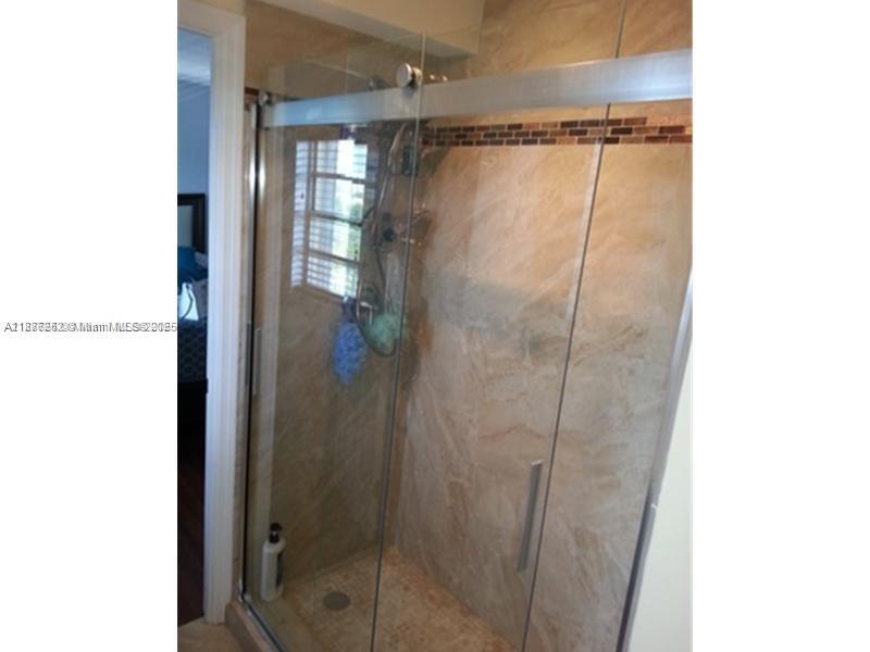 VICTORIA PARK TOWER CONDO - Residential