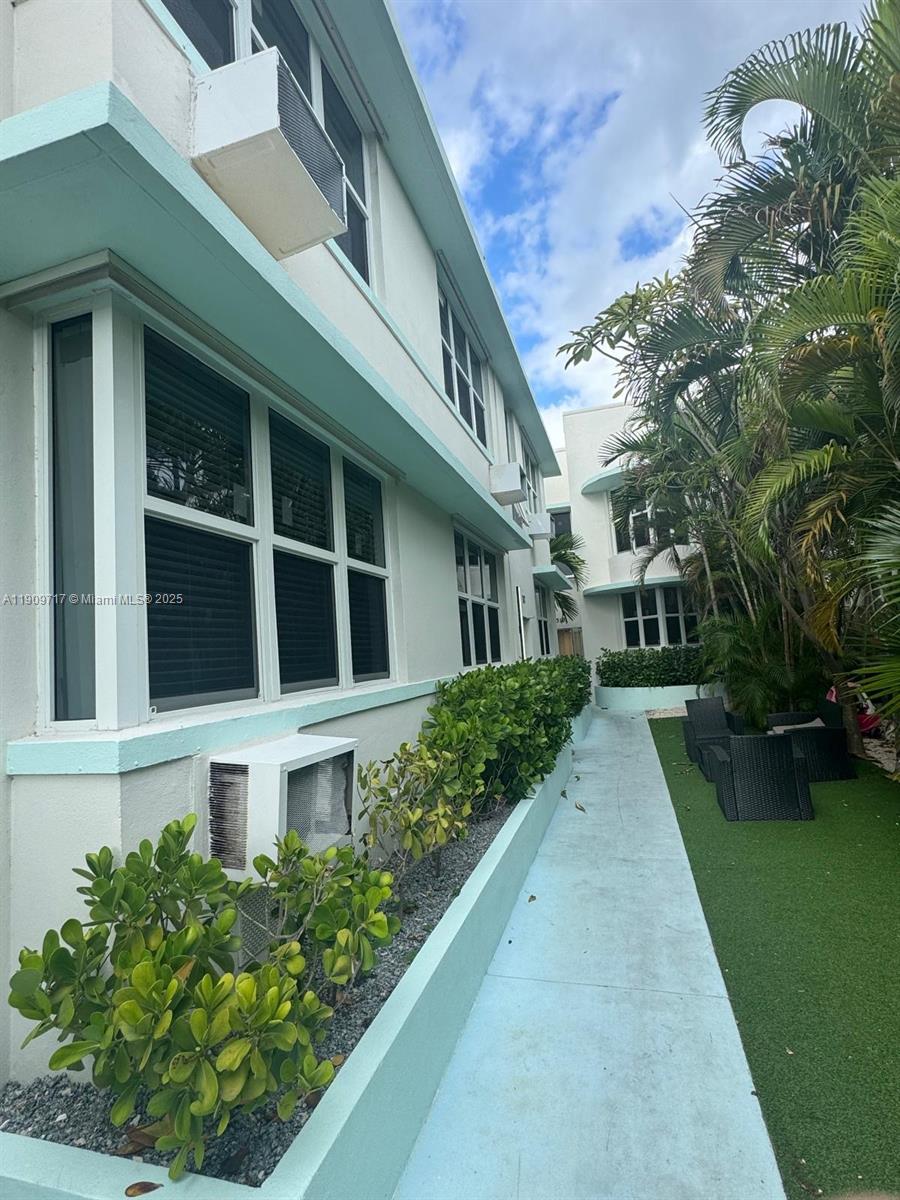 FAIRGREEN R/S - Residential Lease