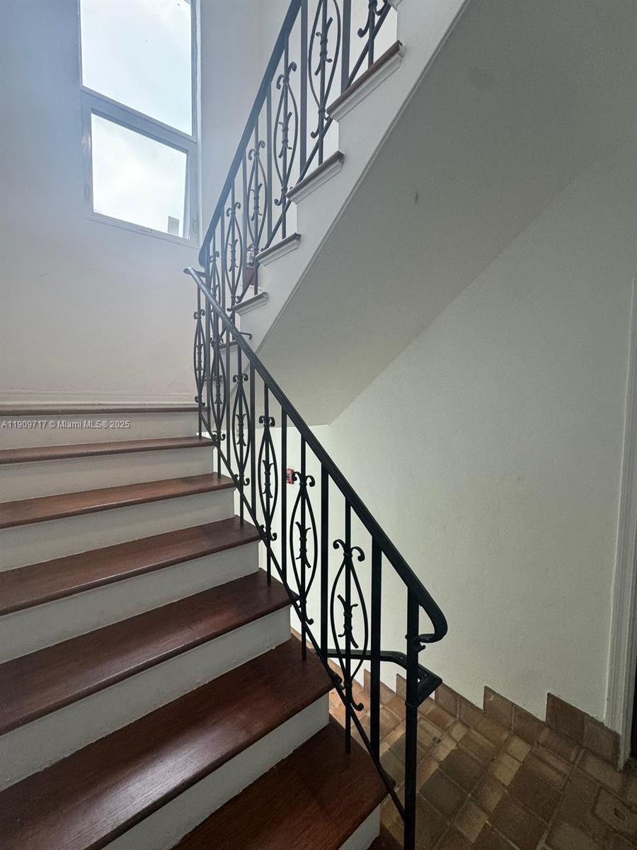 FAIRGREEN R/S - Residential Lease