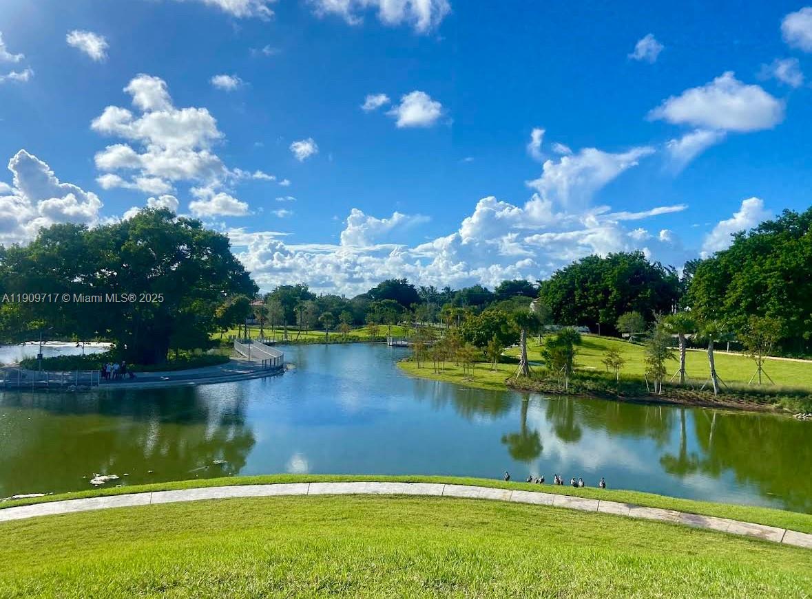 FAIRGREEN R/S - Residential Lease