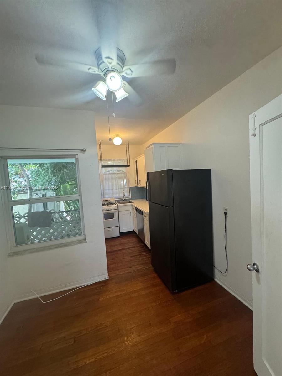 FAIRGREEN R/S - Residential Lease