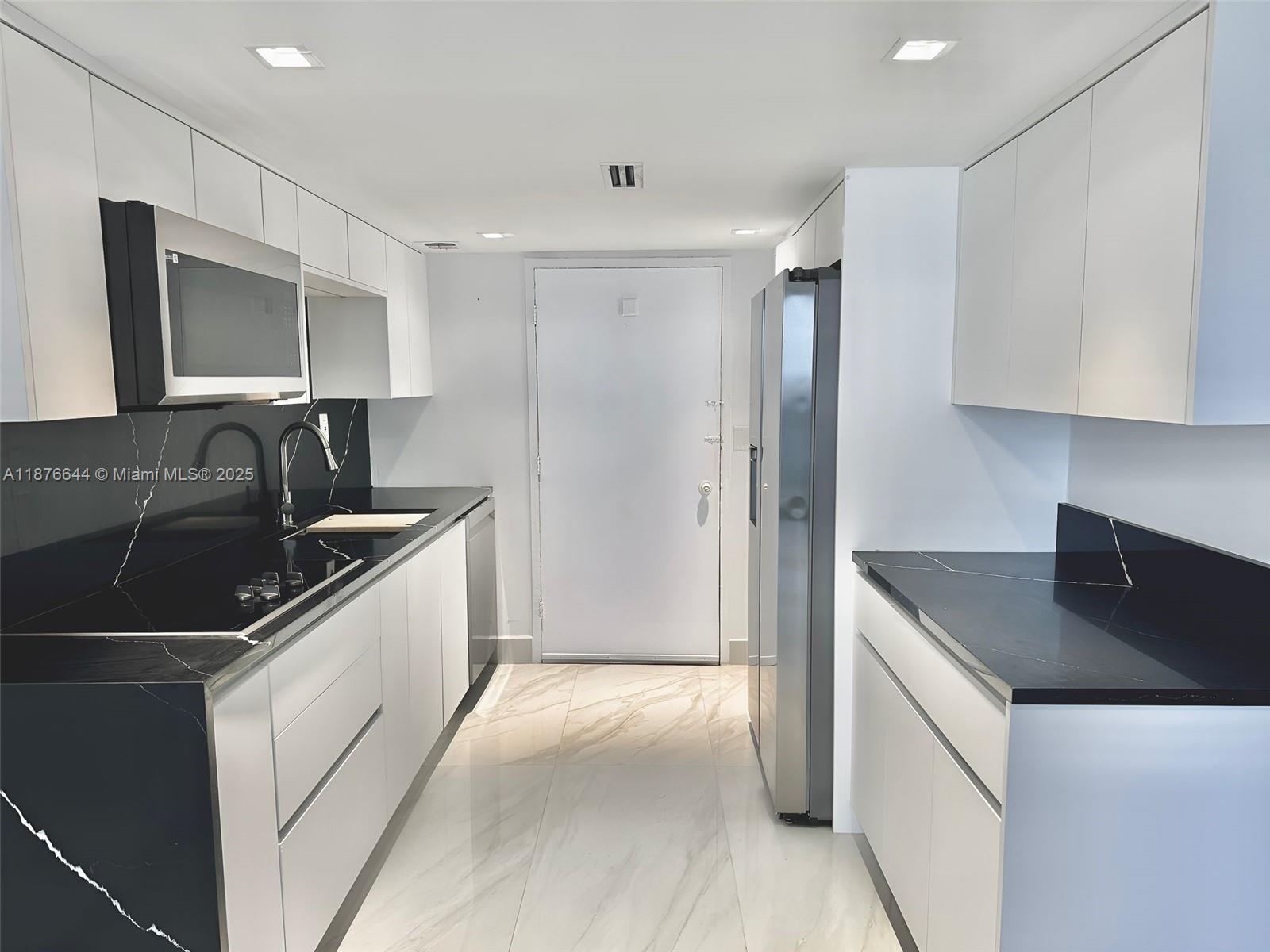 401 Ocean Dr 1007