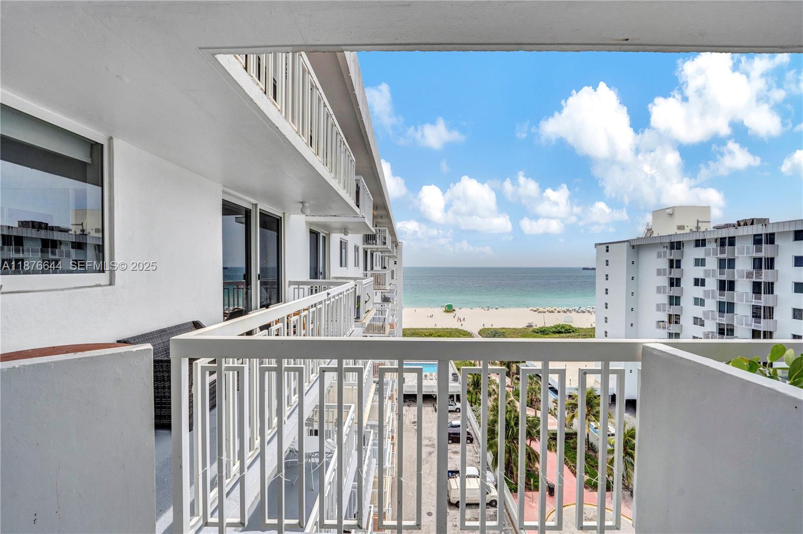 THE PRESIDENTIAL CONDO - Residential