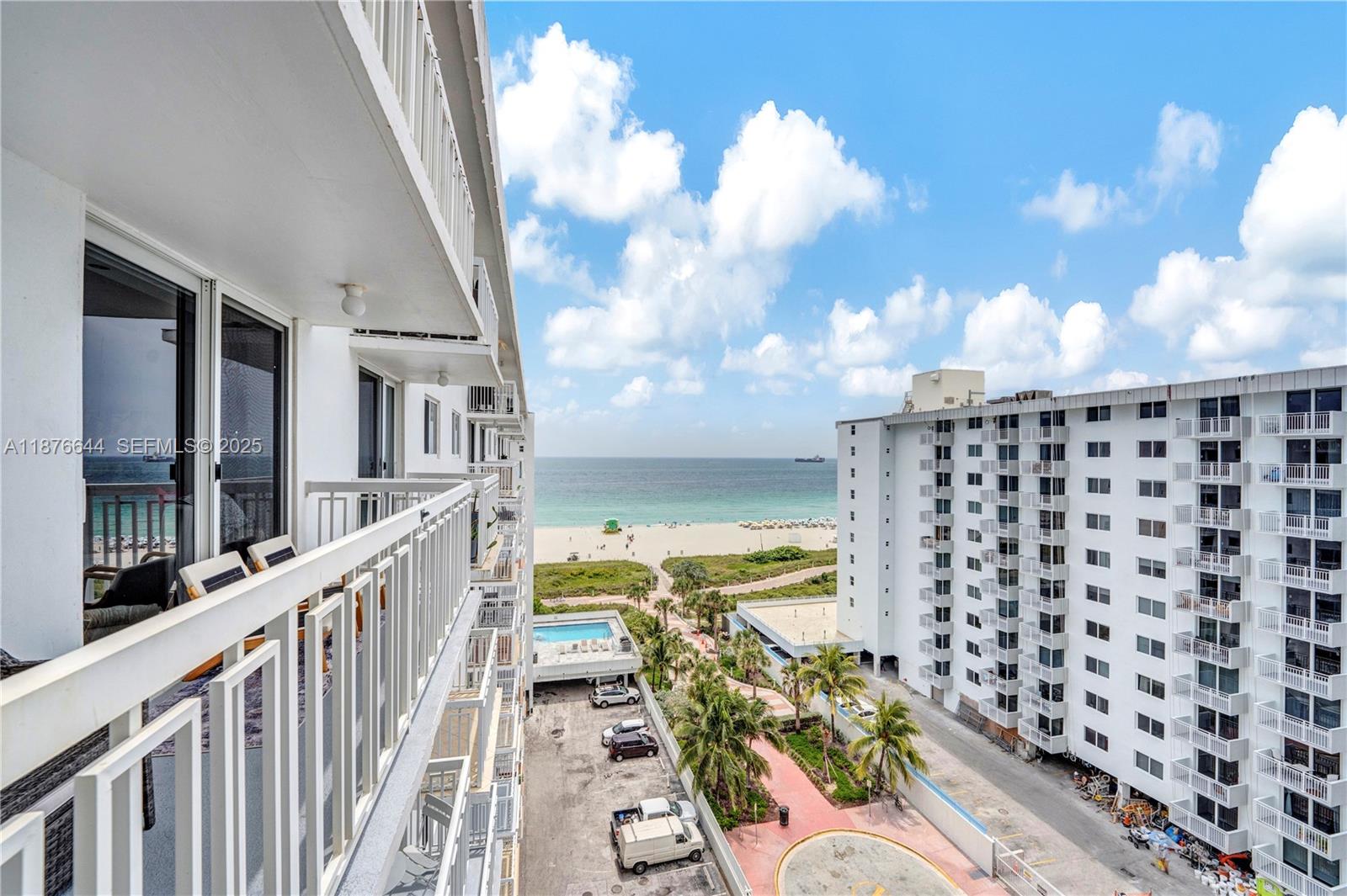 THE PRESIDENTIAL CONDO - Residential