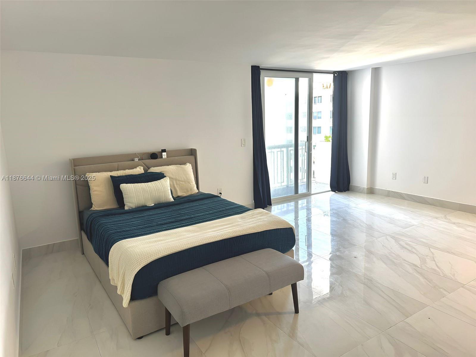 THE PRESIDENTIAL CONDO - Residential