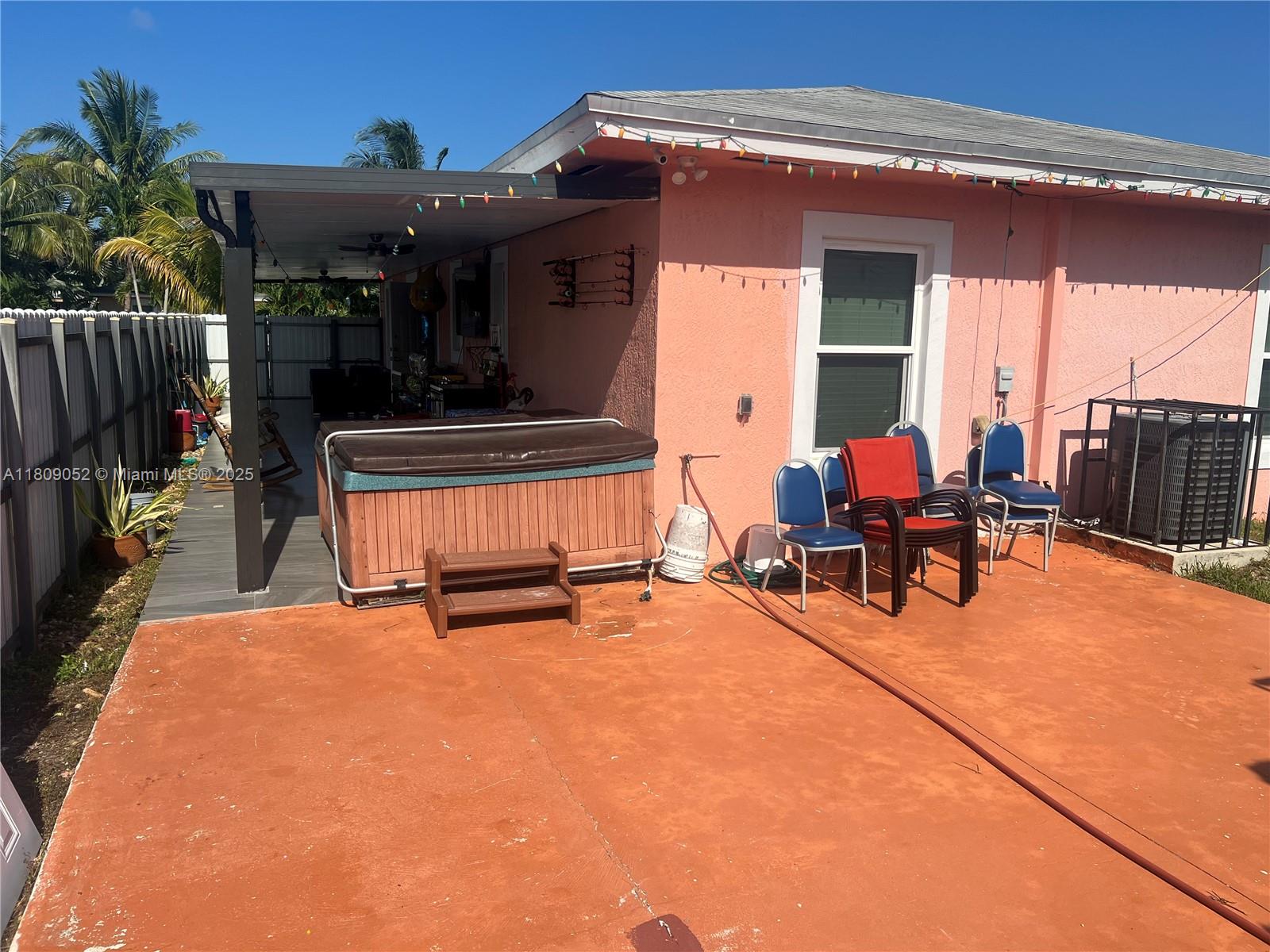 CARIBBEAN PALMS FIRST ADD - Residential