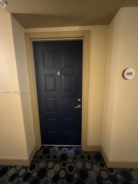 RADIUS CONDO - Residential