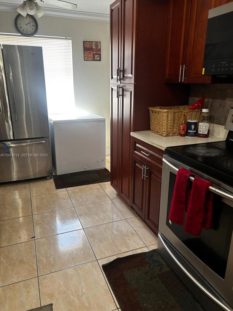 FLAIR SUB NO NINE - Residential