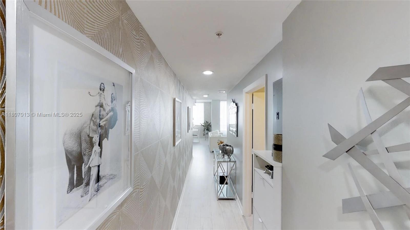 VIZCAYNE SOUTH CONDO - Residential Lease