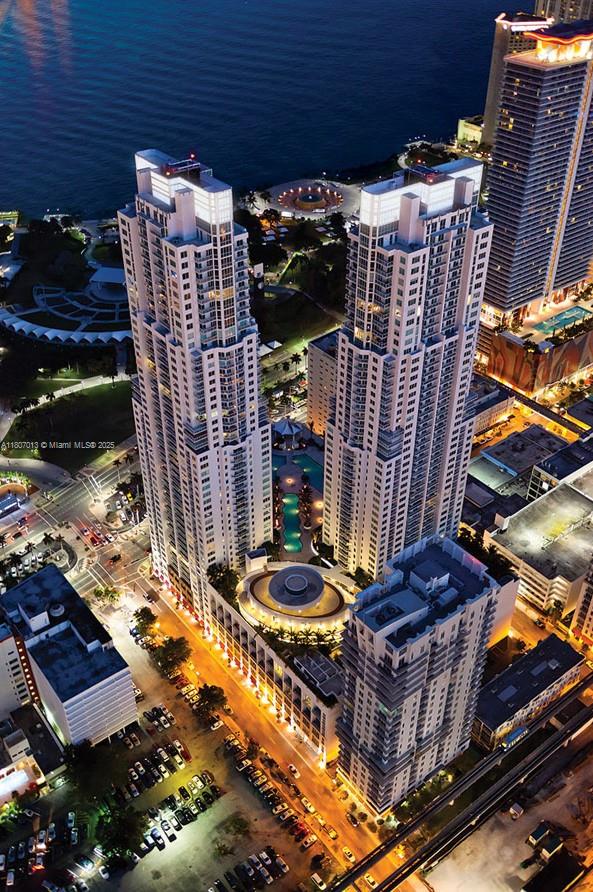VIZCAYNE SOUTH CONDO - Residential Lease