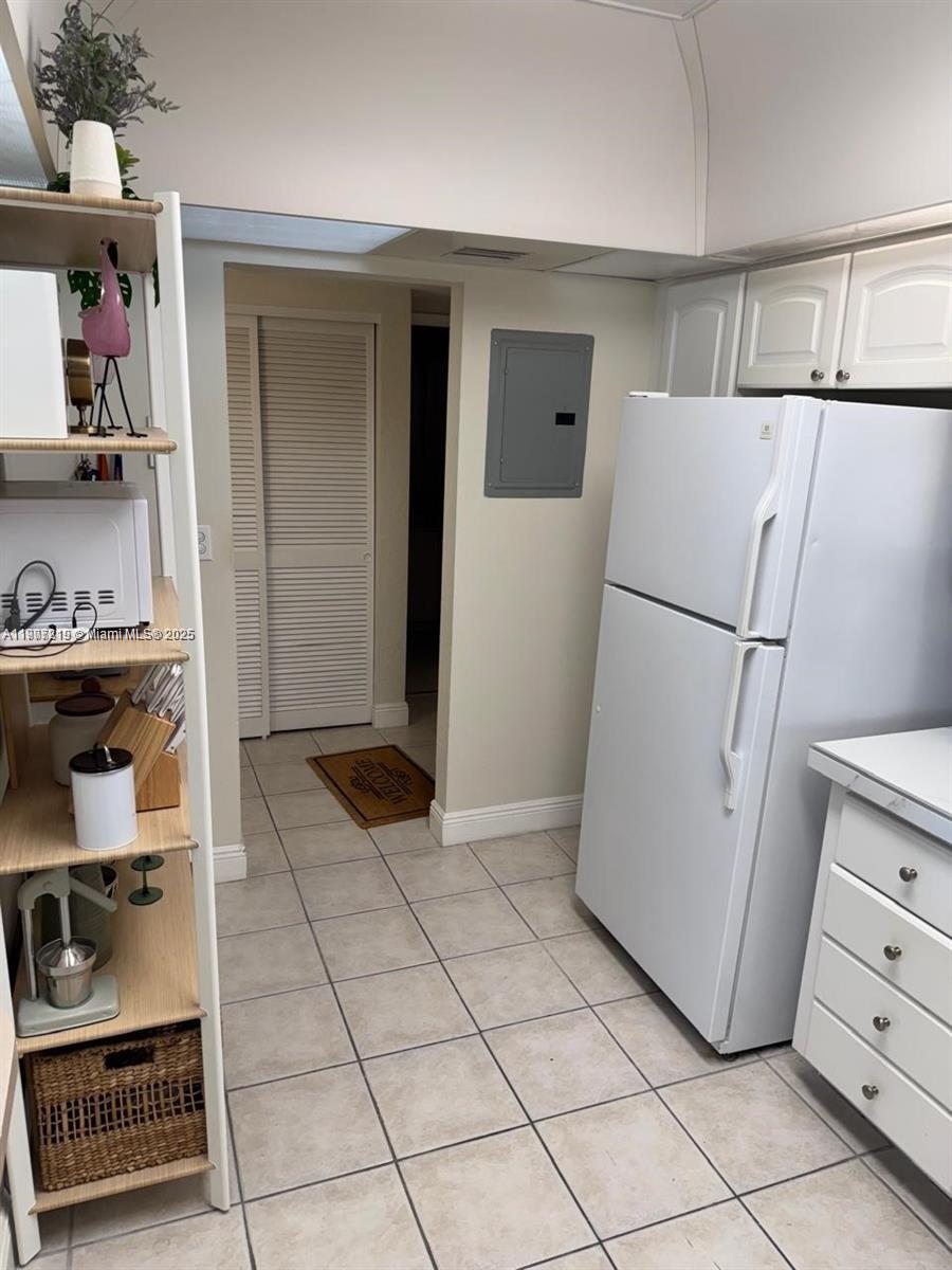 OCEANVIEW BUILDING B COND - Residential