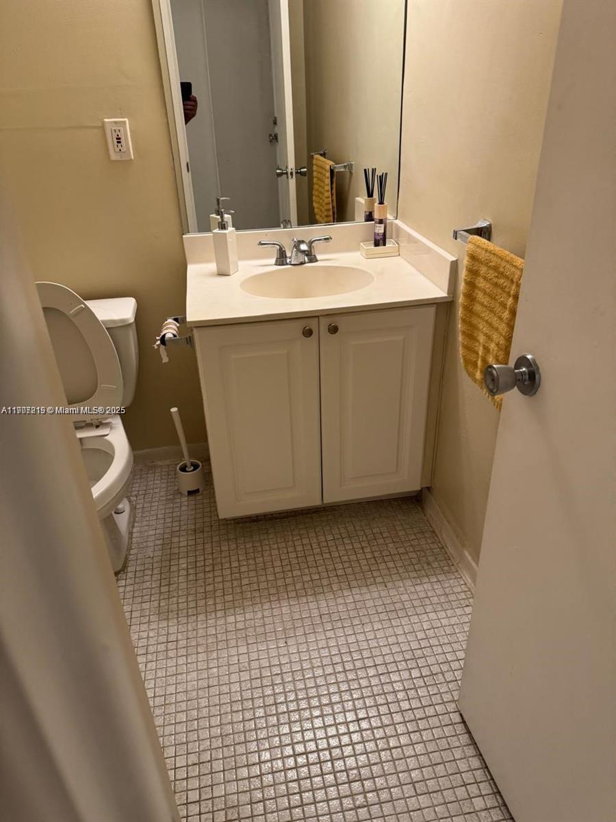 OCEANVIEW BUILDING B COND - Residential