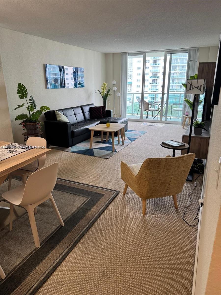 OCEANVIEW BUILDING B COND - Residential