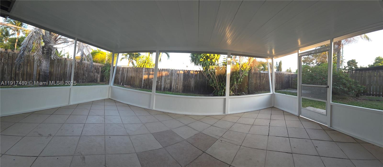 TWIN LAKES HOMES SEC 4 - Residential Lease